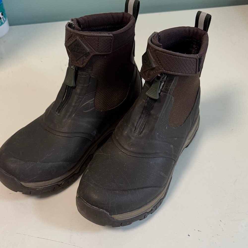Men's Brown Waterproof Zip-Front Ankle Boots